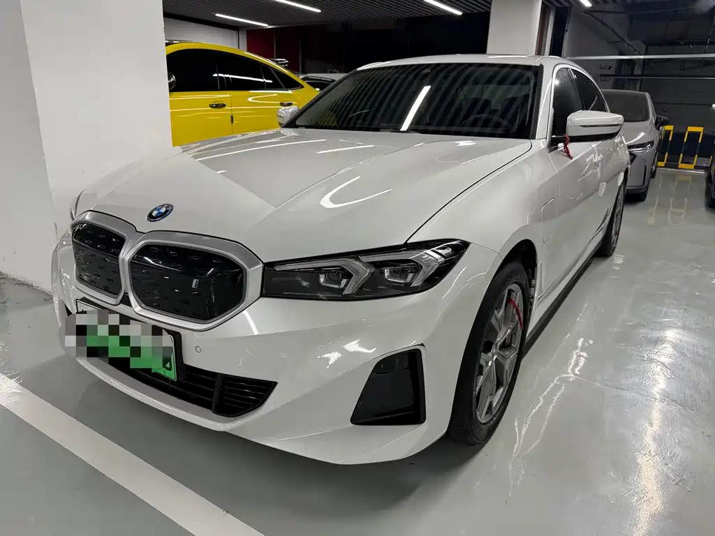 BMW i3 2024