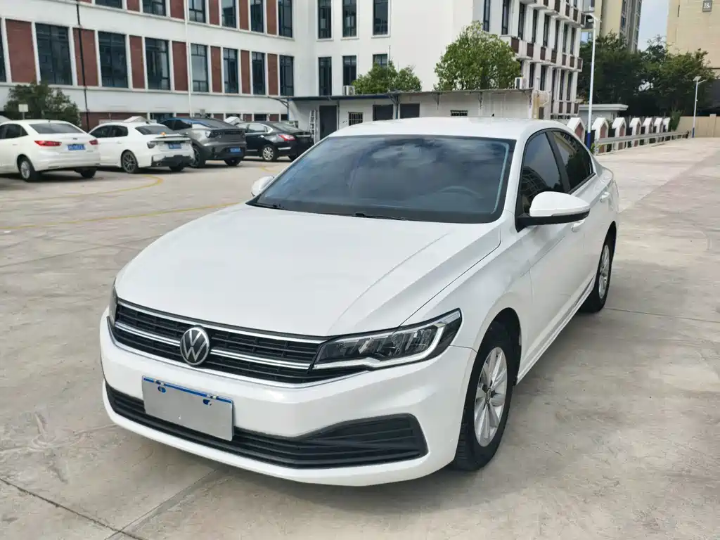 Volkswagen Bora 2021