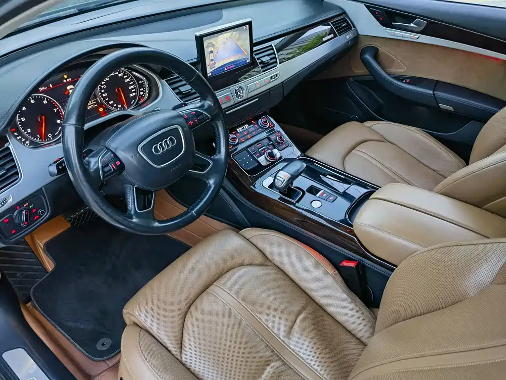 Audi A8 2015 — фото 13