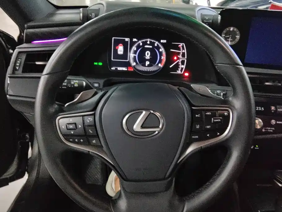 Lexus ES 2024 — фото 15