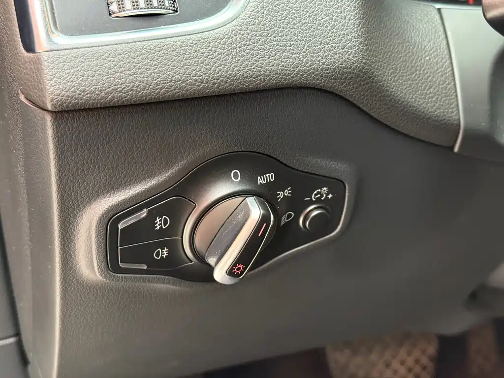 Audi Q5 2015 — фото 13