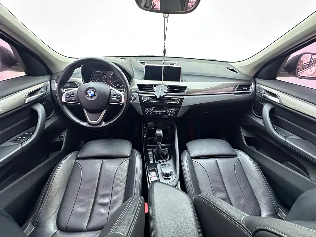 BMW X1 2017 — фото 7
