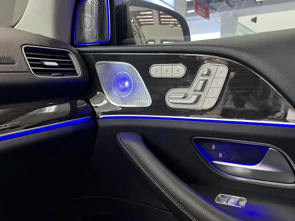 Mercedes-Benz GLS 2021 — фото 43