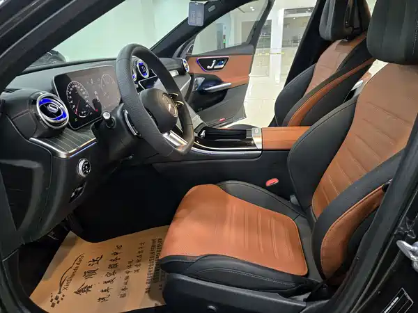 Mercedes-Benz C-Class 2023