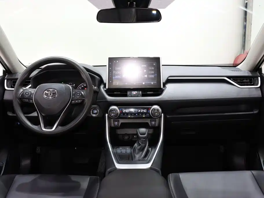 Toyota Wildlander 2021 — фото 12