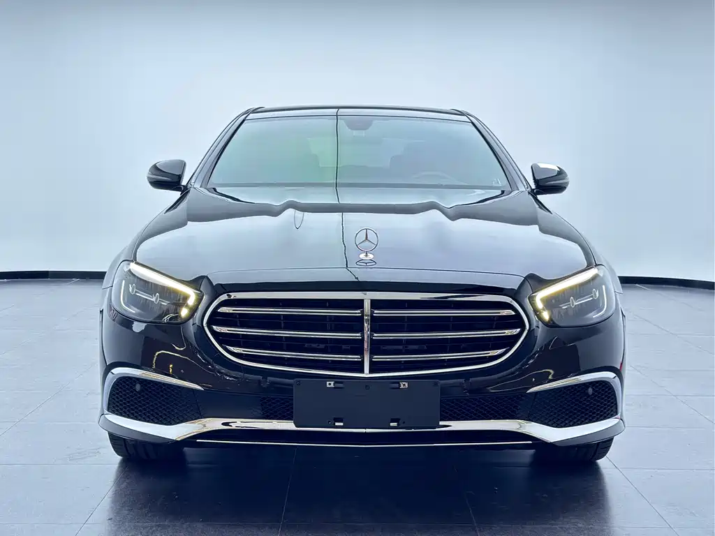 Mercedes-Benz E-Class 2021 — фото 2