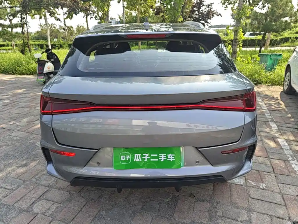 BYD e2 2023