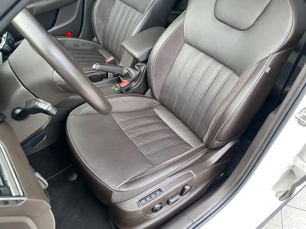Skoda Octavia 2019 — фото 15