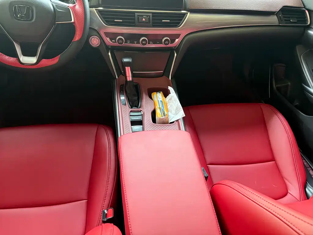 Honda Accord 2021 — фото 13