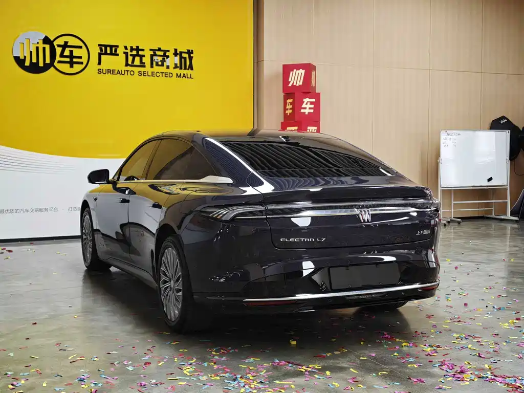Buick Zhijing L7 2025 — фото 5