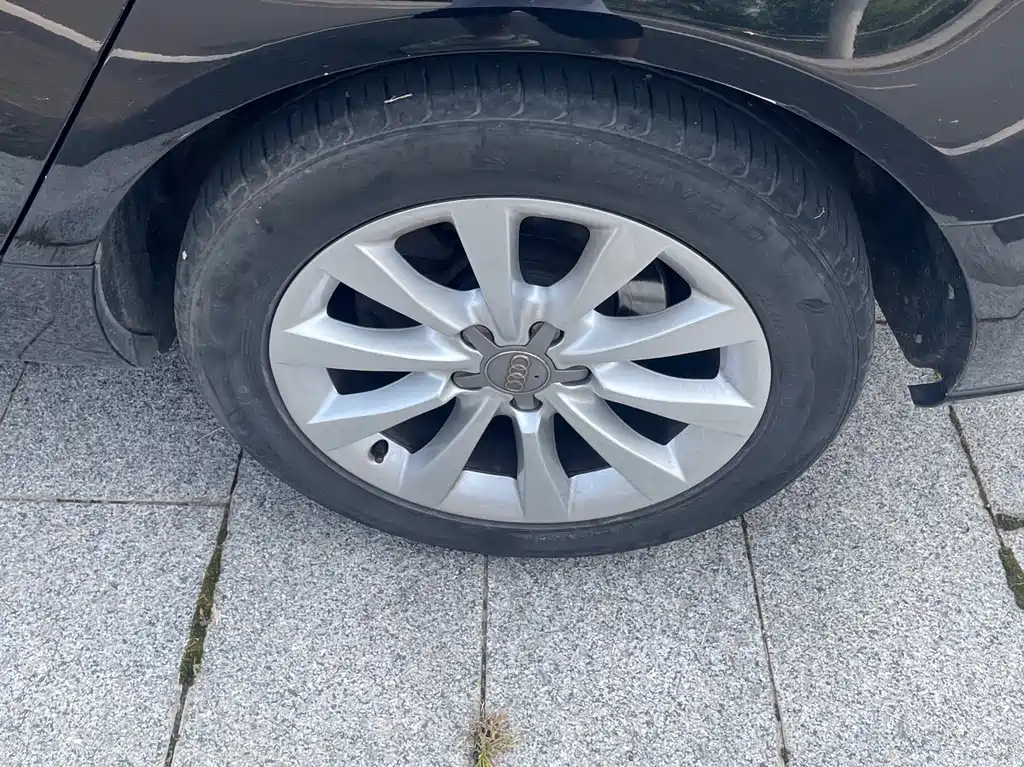 Audi A6L 2012