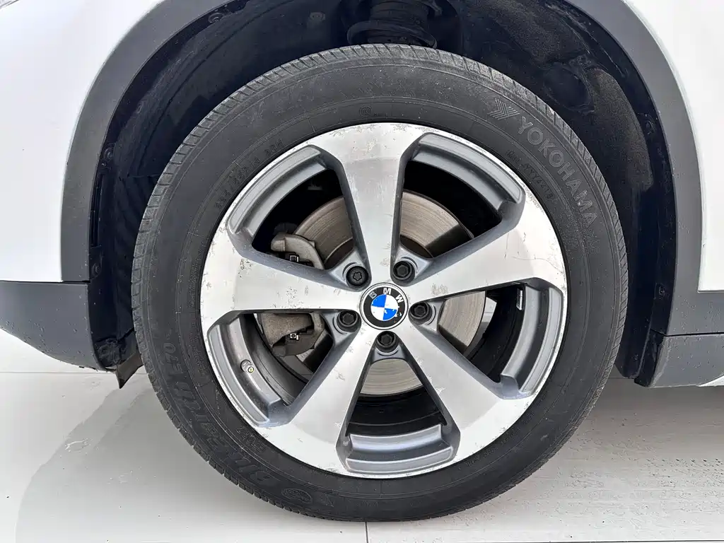 BMW X1 2017 — фото 5