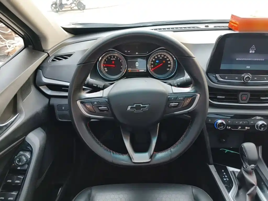 Chevrolet Orlando 2020 — фото 11