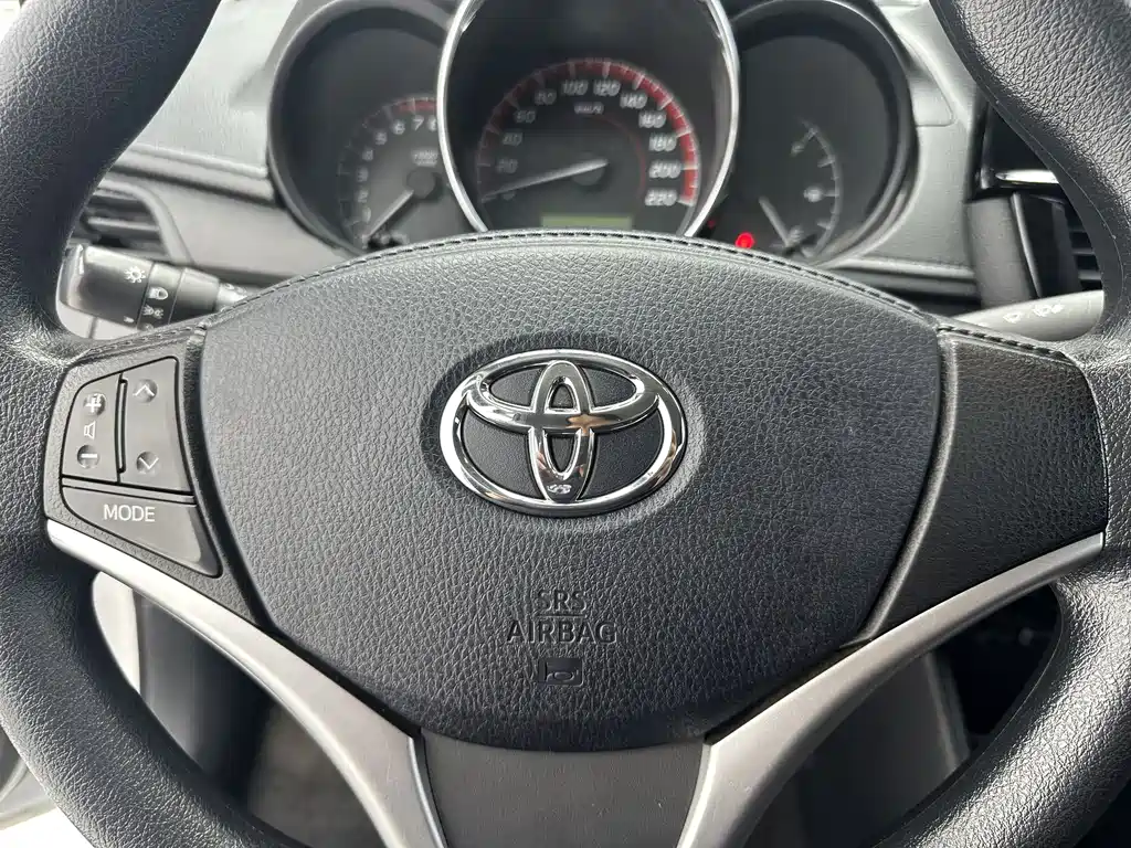 Toyota Vios 2022 — фото 13