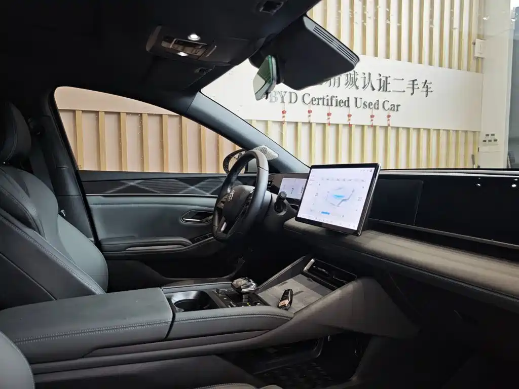 BYD Qin L 2025 — фото 9