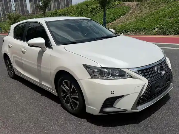 Lexus CT 2018