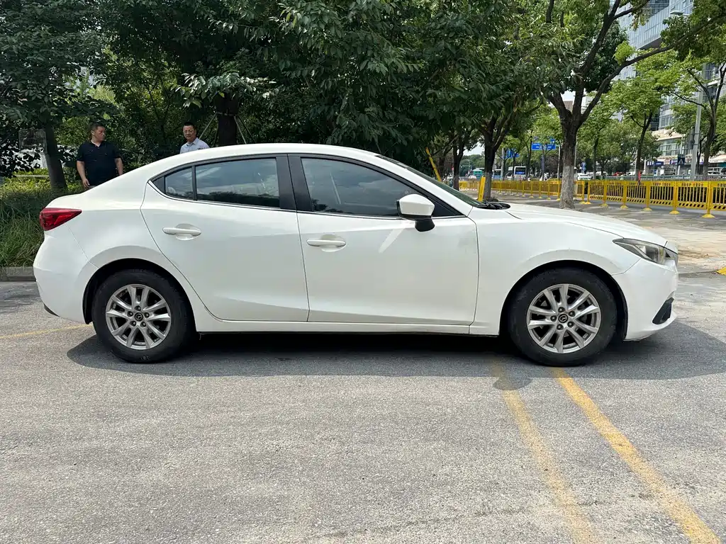 Mazda 3 Axela 2017