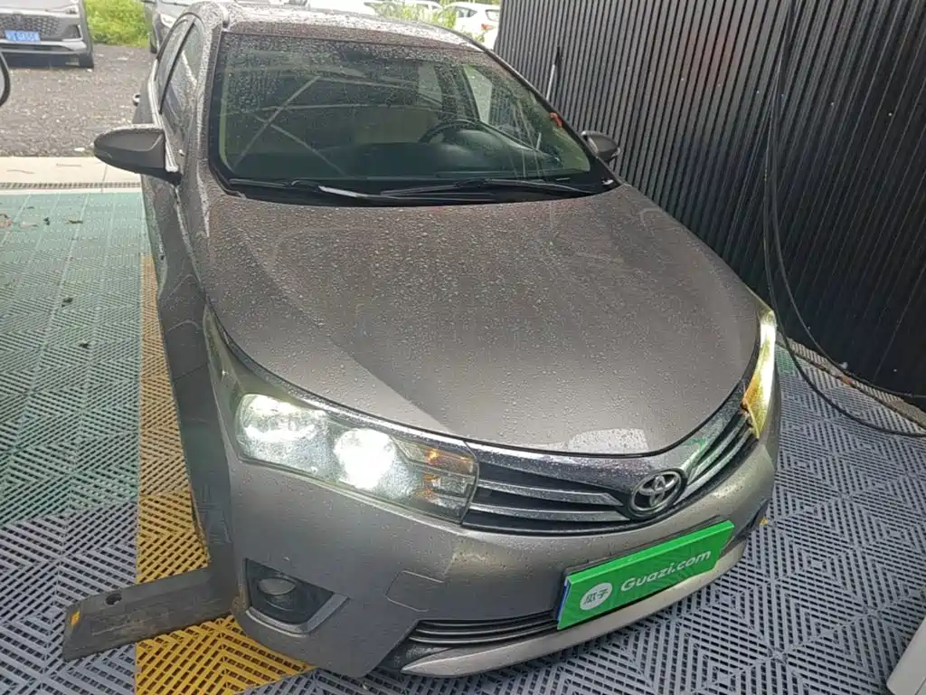 Toyota Corolla 2015