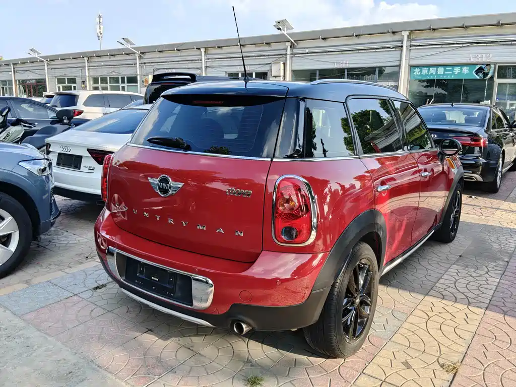 MINI Countryman 2015 — фото 11