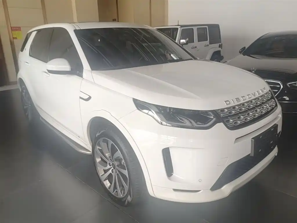 Land Rover Discovery Sport 2023 — фото 4