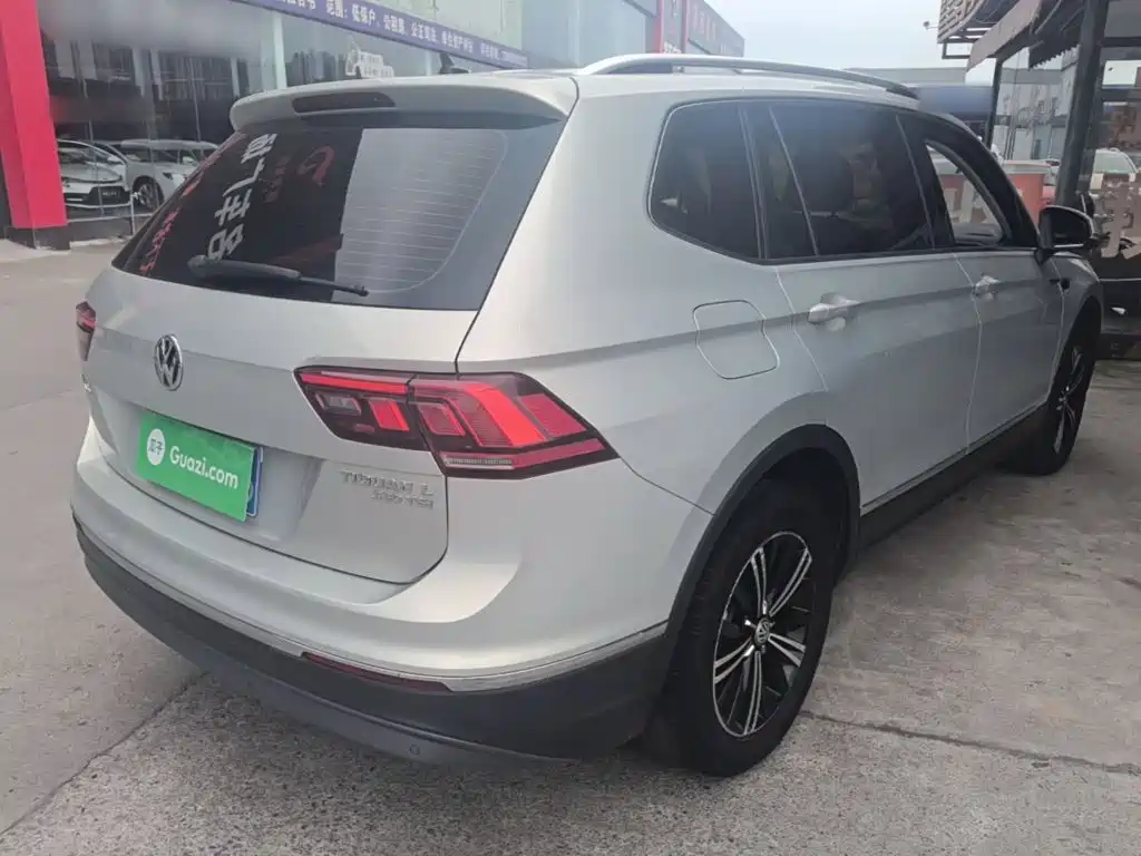 Volkswagen Tiguan L 2019 — фото 7