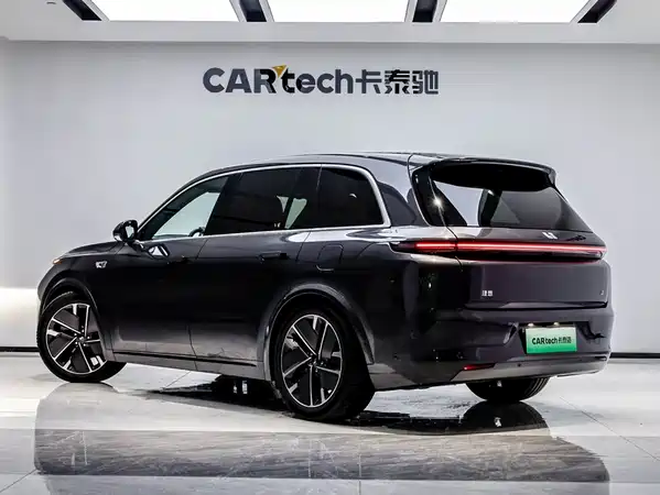 Li Auto L8 2025