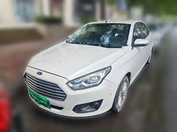 Ford Escort 2015