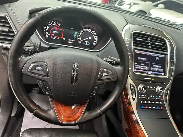 Lincoln MKX 2016