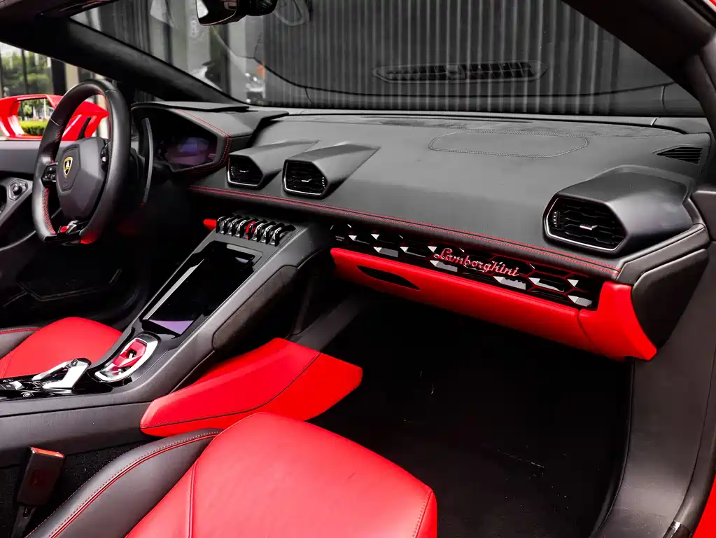 Lamborghini Huracán 2021 — фото 15