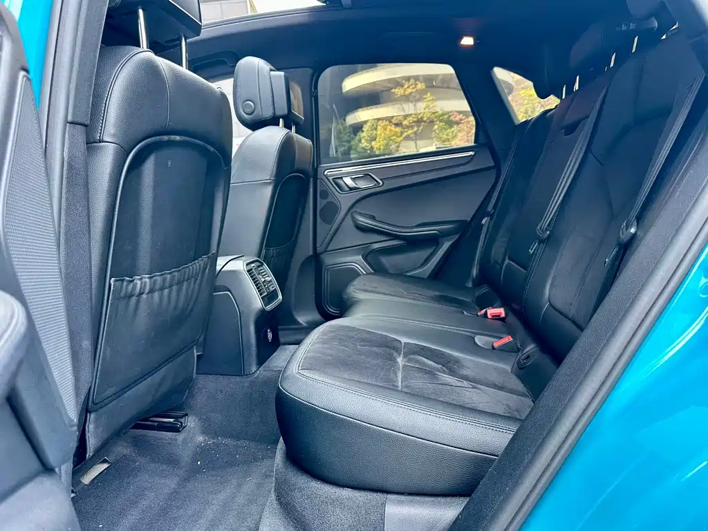 Porsche Macan 2019 — фото 12