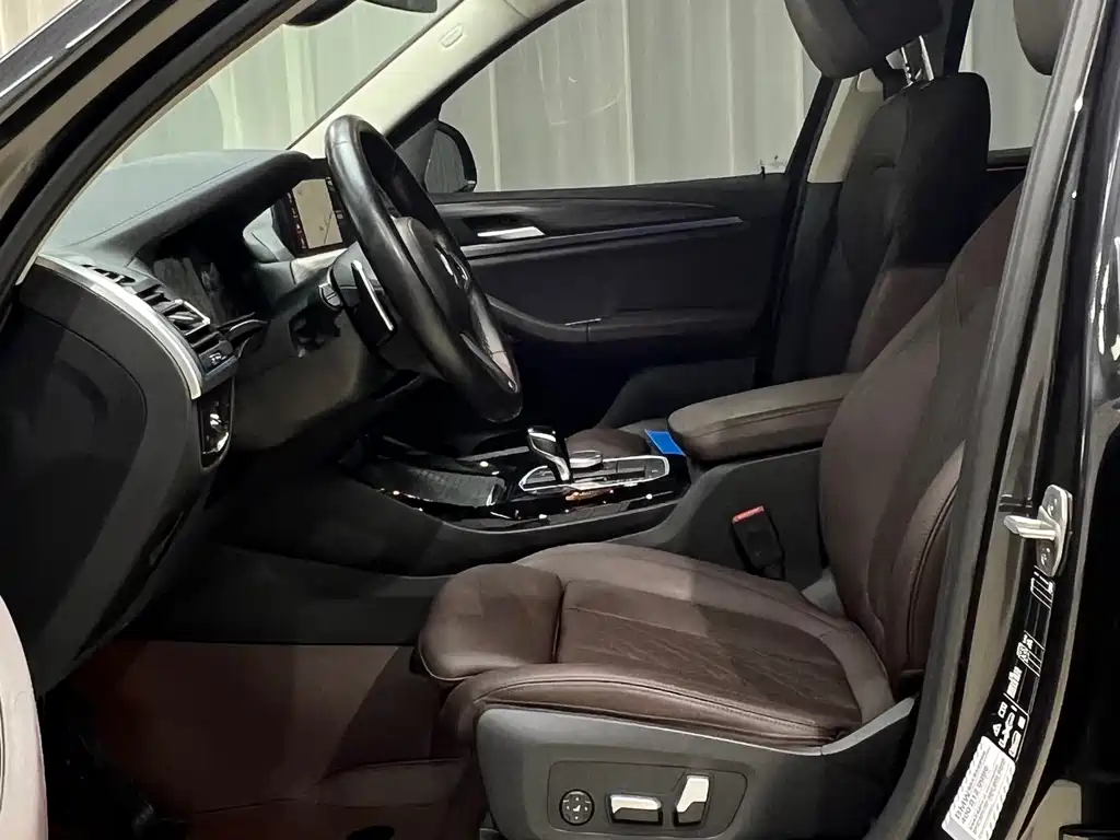 BMW X3 2021