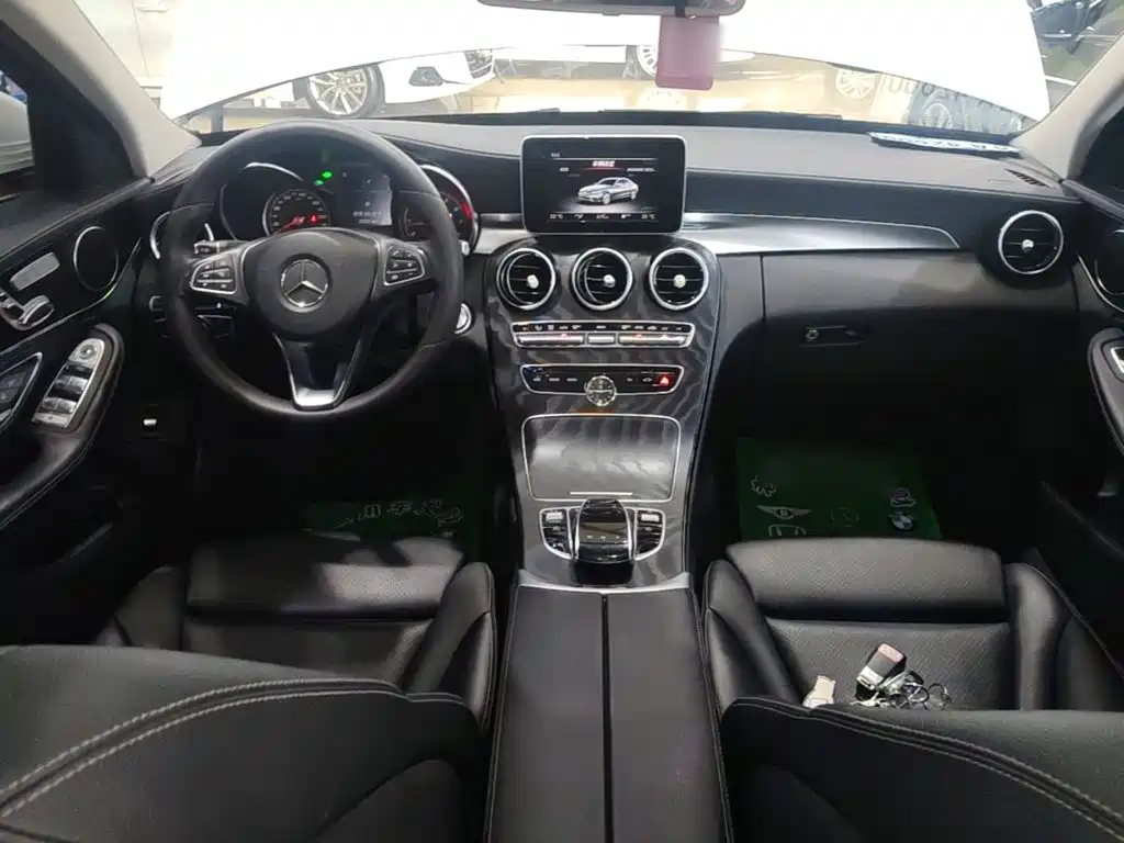 Mercedes-Benz C-Class 2017 — фото 10