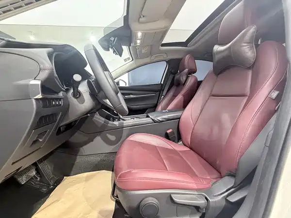 Mazda 3 Axela 2023