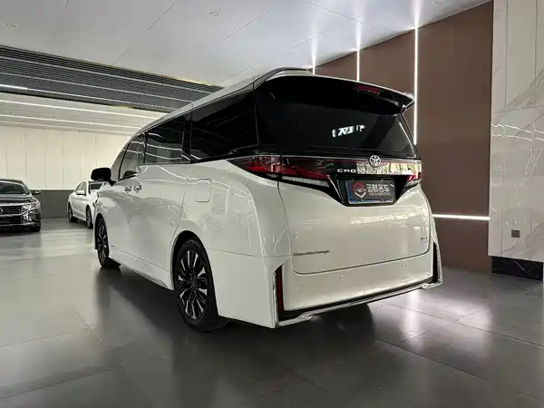 Toyota Wilfa 2024