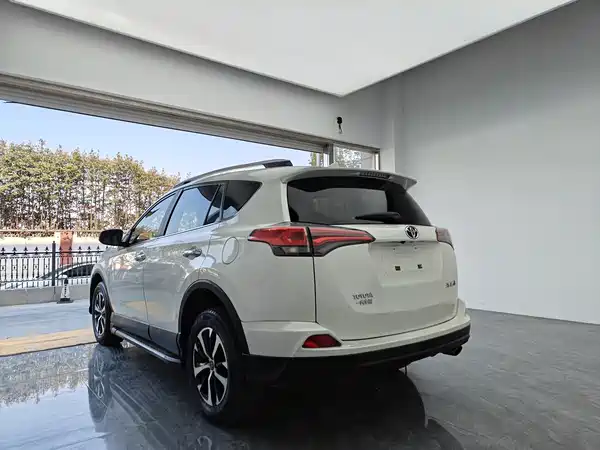 Toyota RAV4 2018