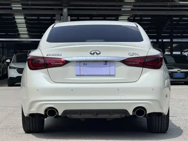 Infiniti Q50L 2020