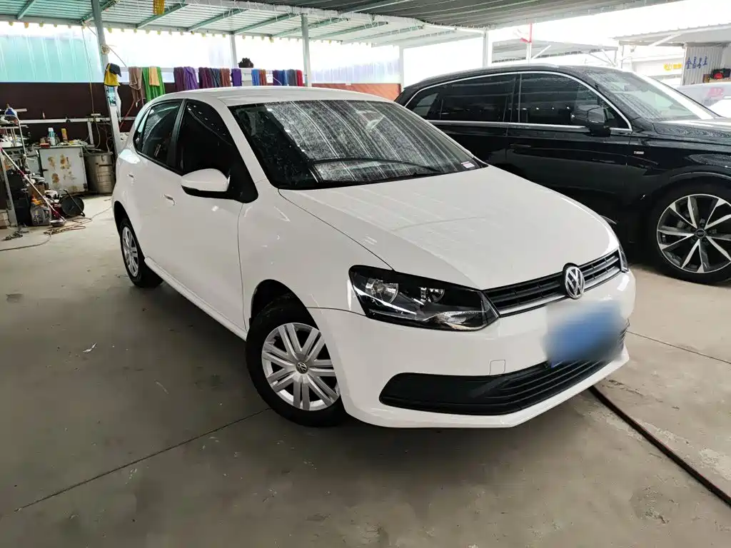 Volkswagen Polo 2016 — фото 13