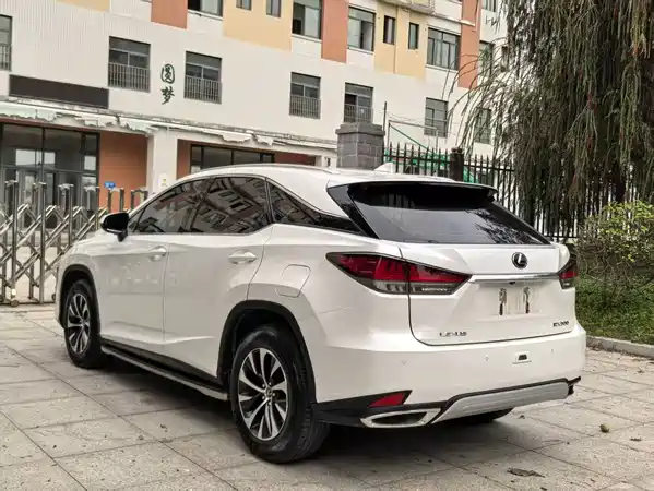 Lexus RX 2020