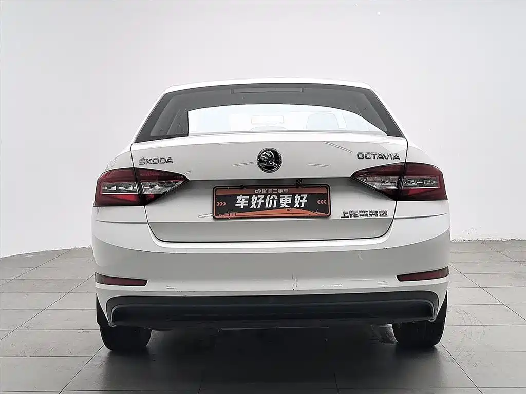 Skoda Octavia 2019 — фото 4