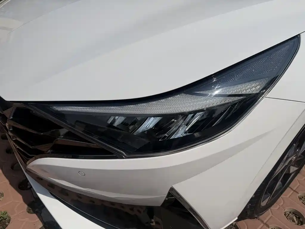Hyundai Elantra 2022