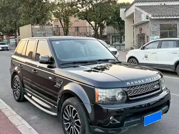 Land Rover Range Rover Sport 2011