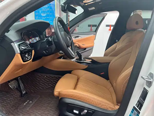 BMW 5 Series 2020