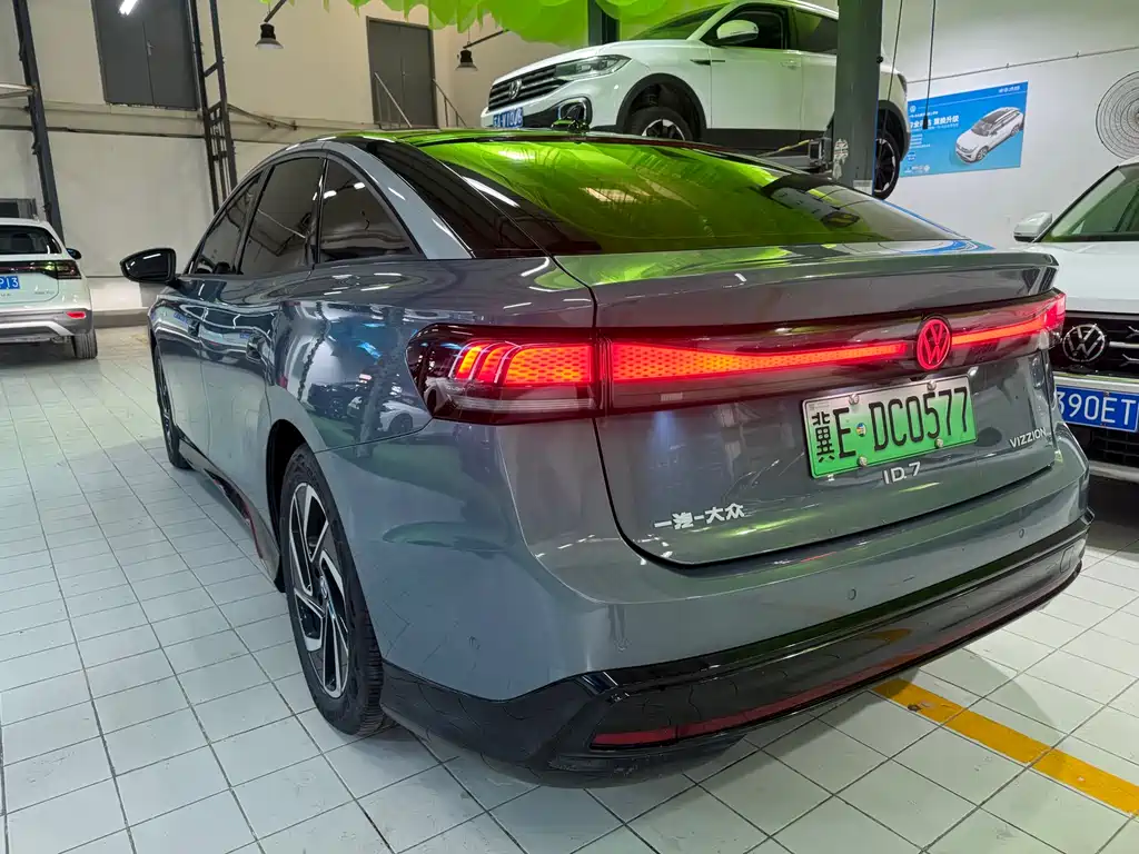 Volkswagen ID.7 VIZZION 2025