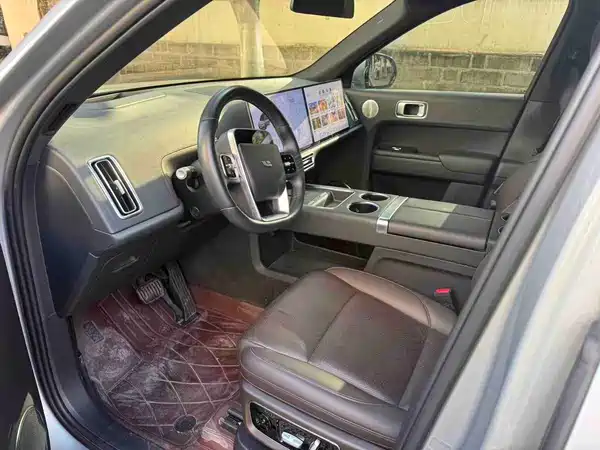 Li Auto L9 2022
