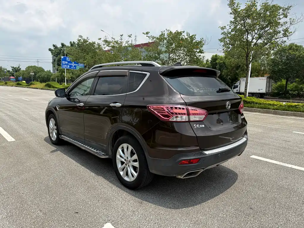 Dongfeng Fengshen AX7 2016 — фото 6