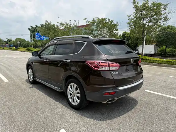 Dongfeng Fengshen AX7 2016