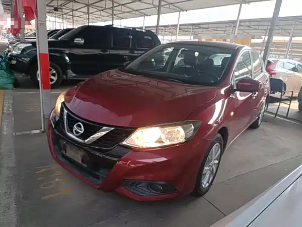 Nissan Tiida 2018