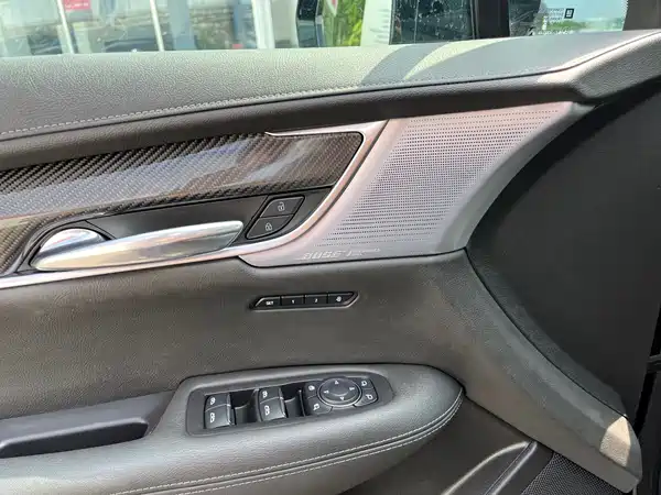 Cadillac XT6 2024