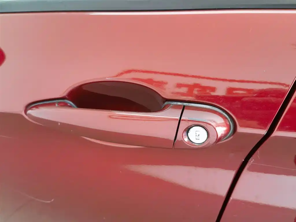BMW X1 2011 — фото 18
