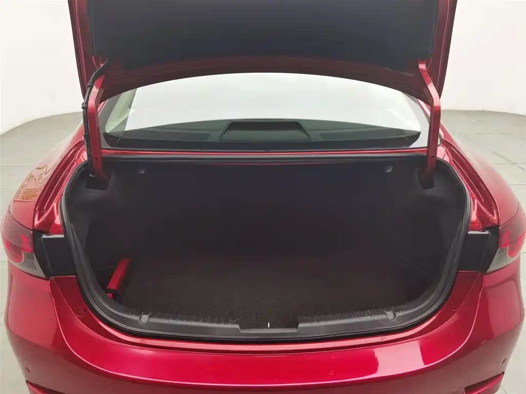 Mazda Atenza 2015 — фото 16